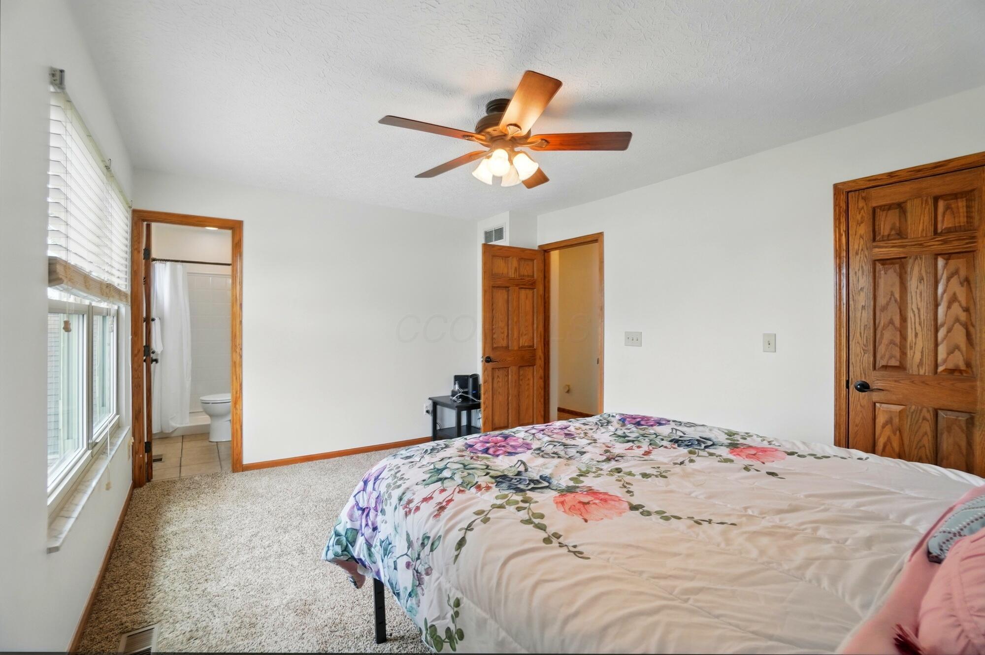 1407 Valley Drive, Marysville, Ohio image 37