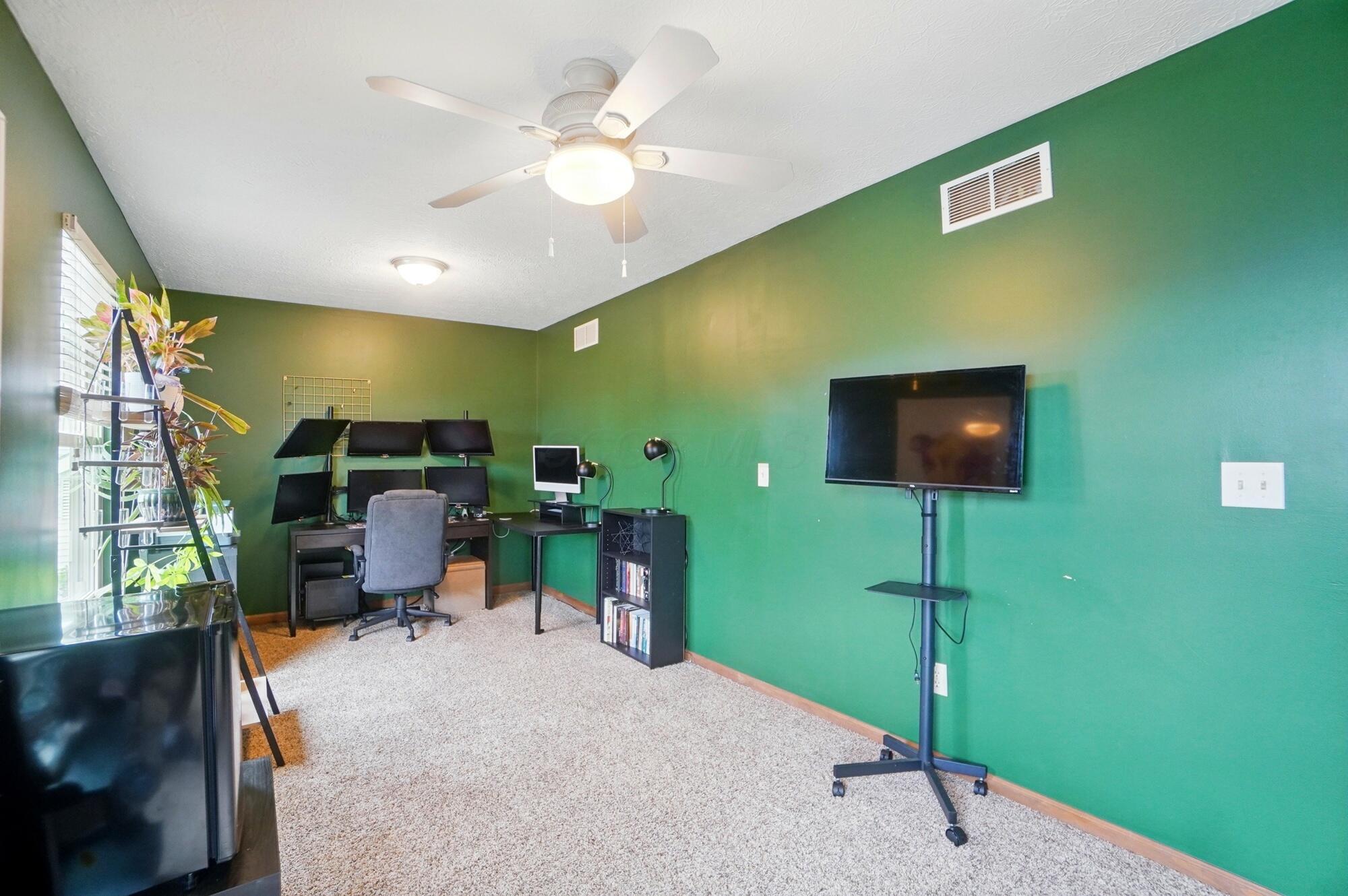 1407 Valley Drive, Marysville, Ohio image 41