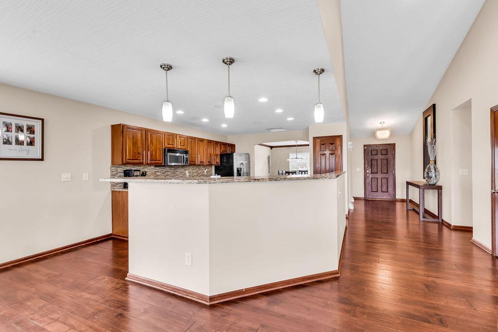 7980 Tree Lake Boulevard, Powell, Ohio image 17
