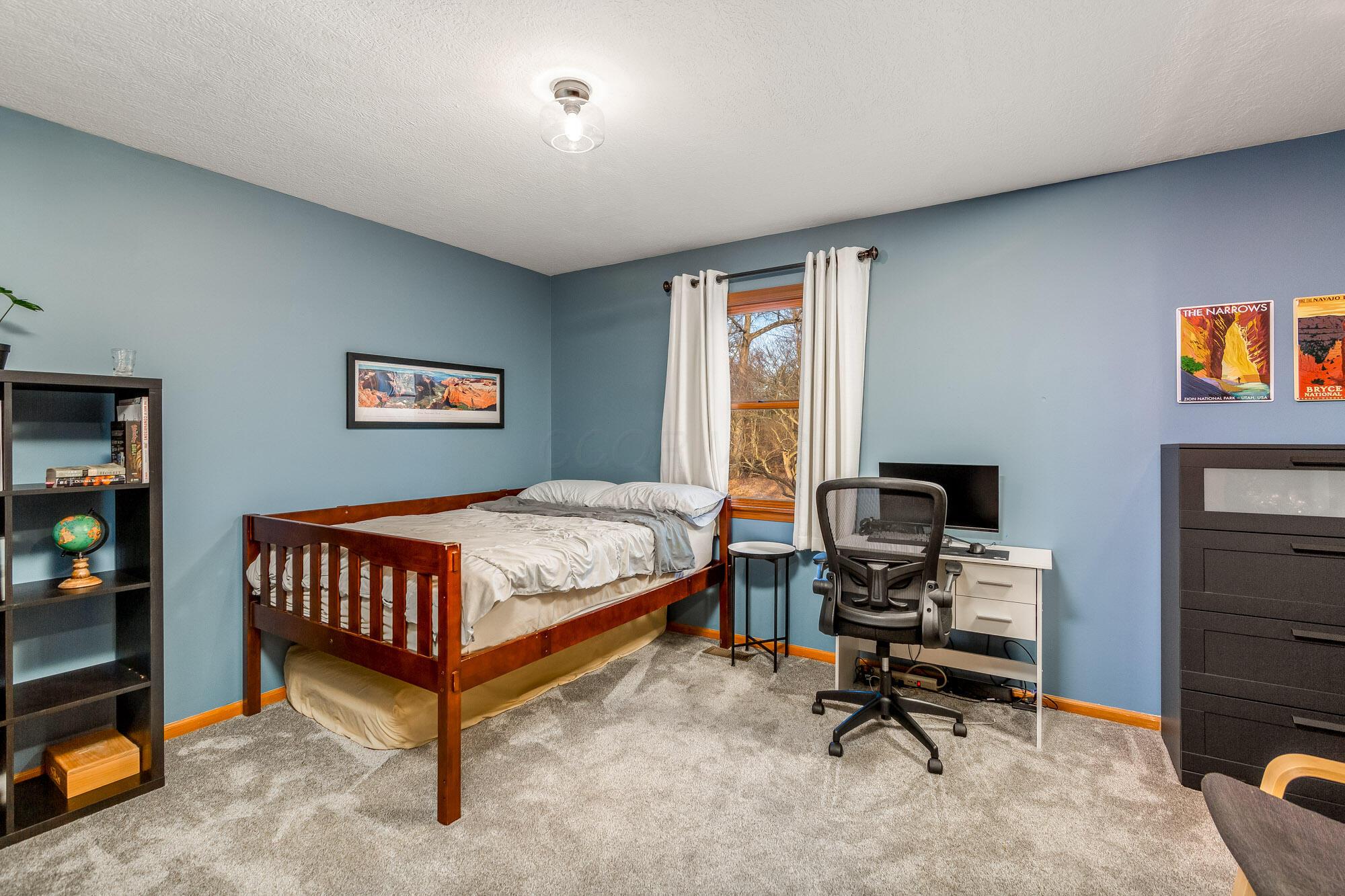 8820 Albert Lane, Gambier, Ohio image 32