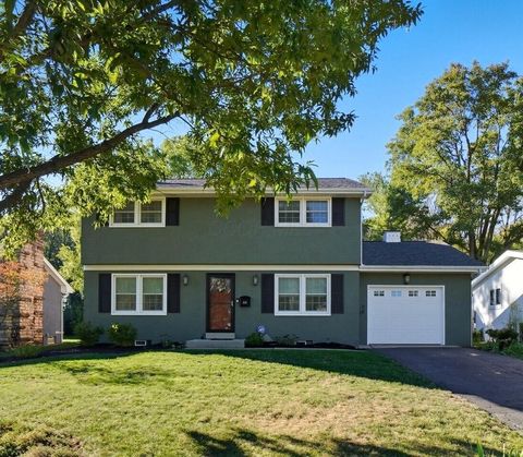 Photo of 1111 Sunny Hill Drive, Columbus, OH 43221 (MLS # 225039042)