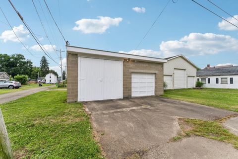Tiny photo for 922 Pine Street, Coshocton, OH 43812 (MLS # 226022962)