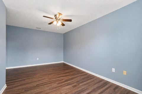 Tiny photo for 7147 Colonial Affair Drive 4 #4, New Albany, OH 43054 (MLS # 226031594)