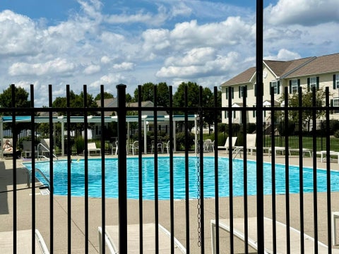 Tiny photo for 7147 Colonial Affair Drive 4 #4, New Albany, OH 43054 (MLS # 226031594)