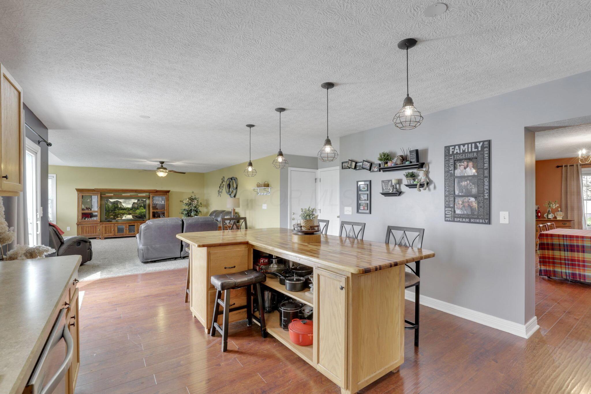 Lewis Center, Ohio 43035, United States, 4 Bedrooms Bedrooms, ,3 BathroomsBathrooms,Residential,Active,114200