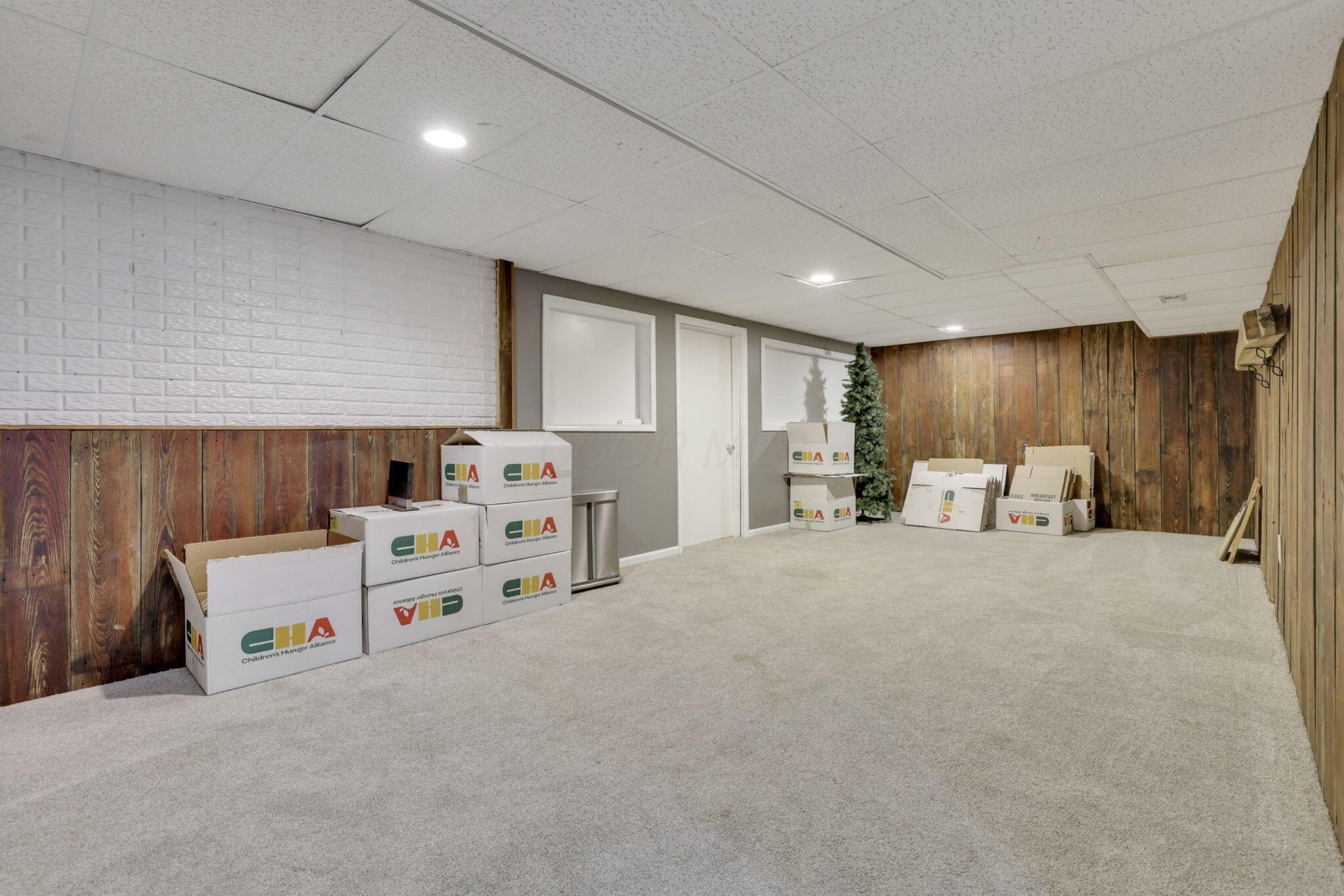 1626 Geranium Drive, Lewis Center, Ohio image 33