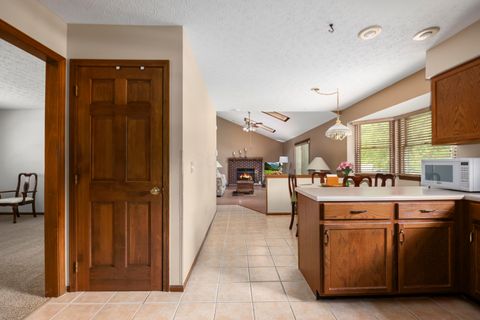 Tiny photo for 20 Winter Green Loop SW, Pataskala, OH 43062 (MLS # 226018115)