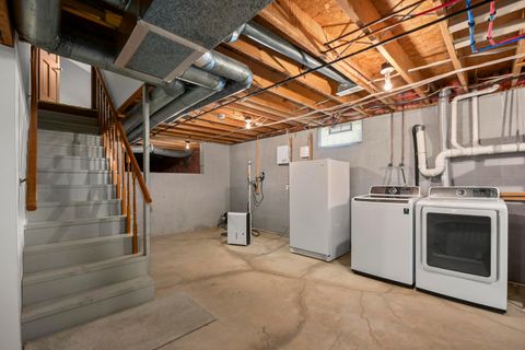 Tiny photo for 20 Winter Green Loop SW, Pataskala, OH 43062 (MLS # 226018115)