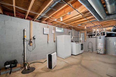 Tiny photo for 20 Winter Green Loop SW, Pataskala, OH 43062 (MLS # 226018115)