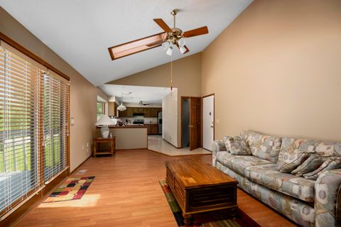 Tiny photo for 20 Winter Green Loop SW, Pataskala, OH 43062 (MLS # 226018115)