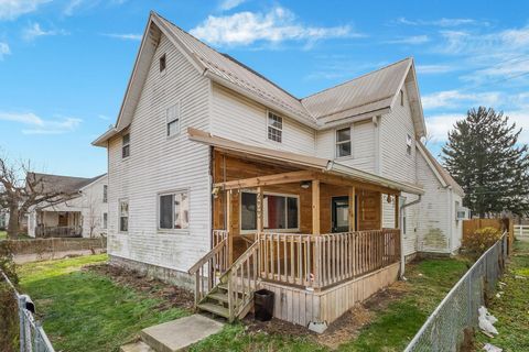 Photo of 233 Bellevue Avenue, Marion, OH 43302 (MLS # 225044503)