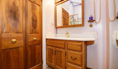 Tiny photo for 471 E Beck Street, Columbus, OH 43206 (MLS # 226019077)