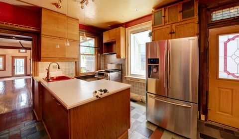 Tiny photo for 471 E Beck Street, Columbus, OH 43206 (MLS # 226019077)