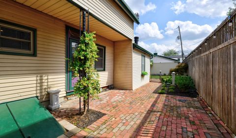 Tiny photo for 471 E Beck Street, Columbus, OH 43206 (MLS # 226019077)