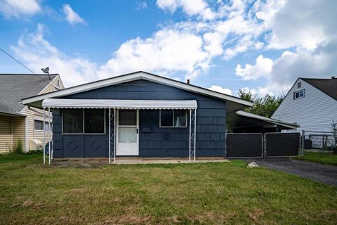 Photo of 4174 Powell Avenue, Columbus, OH 43213 (MLS # 226025154)