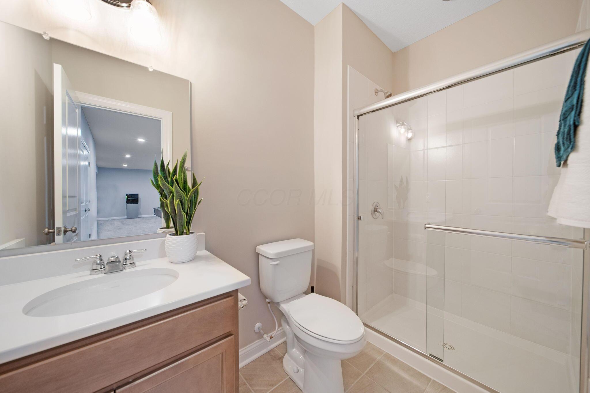 725 Bretforton Street, Pickerington, Ohio image 48