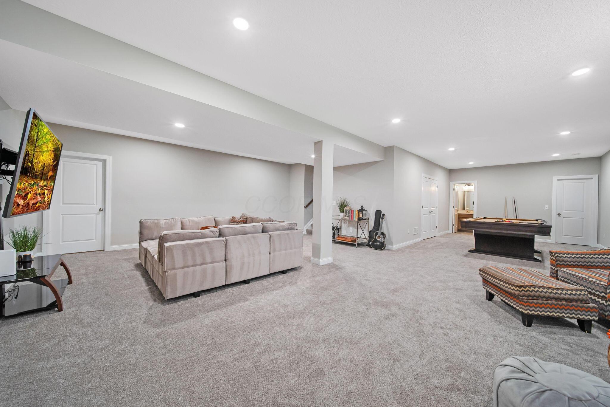 725 Bretforton Street, Pickerington, Ohio image 45