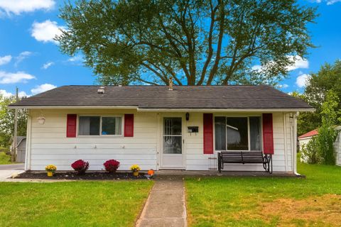 Photo of 163 Valleyview Drive, Johnstown, OH 43031 (MLS # 225037936)