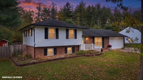 Photo of 550 Jay Drive, Gallipolis, OH 45631 (MLS # 226039583)