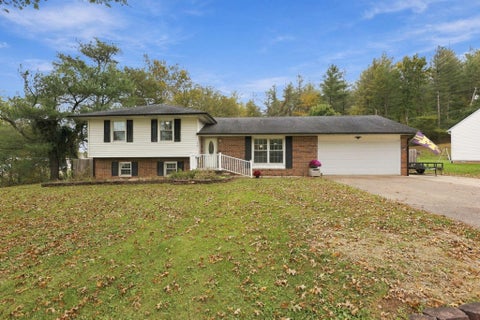 Tiny photo for 550 Jay Drive, Gallipolis, OH 45631 (MLS # 226039583)