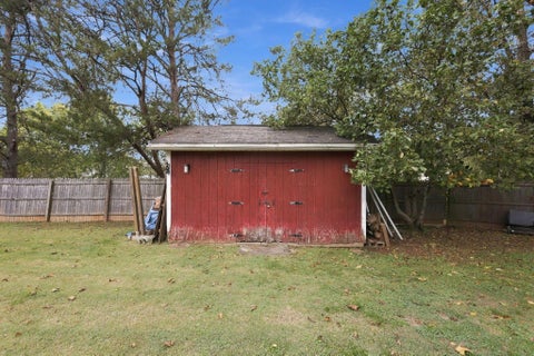 Tiny photo for 550 Jay Drive, Gallipolis, OH 45631 (MLS # 226039583)