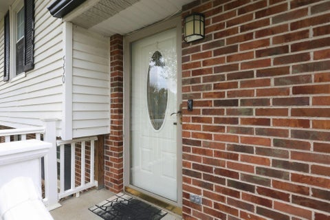 Tiny photo for 550 Jay Drive, Gallipolis, OH 45631 (MLS # 226039583)