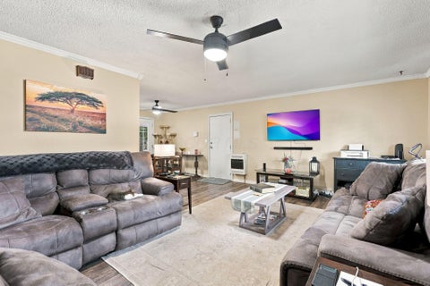 Tiny photo for 550 Jay Drive, Gallipolis, OH 45631 (MLS # 226039583)