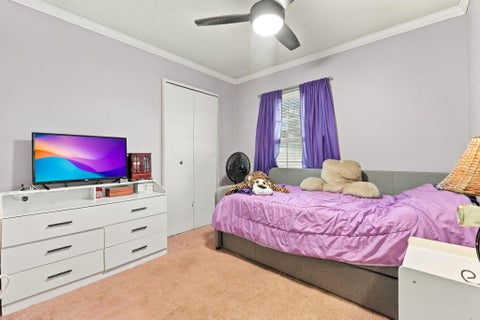 Tiny photo for 550 Jay Drive, Gallipolis, OH 45631 (MLS # 226039583)