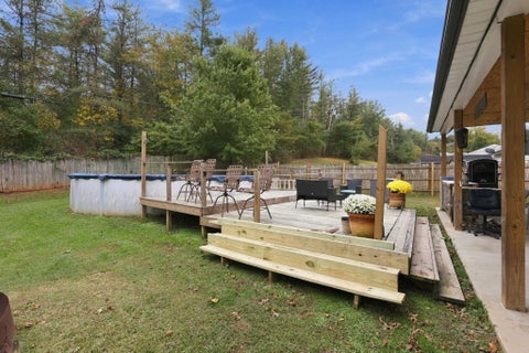 Tiny photo for 550 Jay Drive, Gallipolis, OH 45631 (MLS # 226039583)
