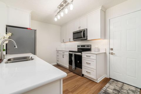 Tiny photo for 70 Tabilore Loop, Delaware, OH 43015 (MLS # 225044743)