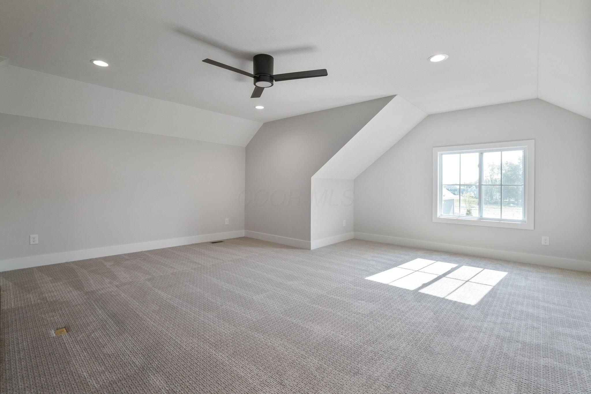 4172 Captains Circle, Lewis Center, Ohio image 16
