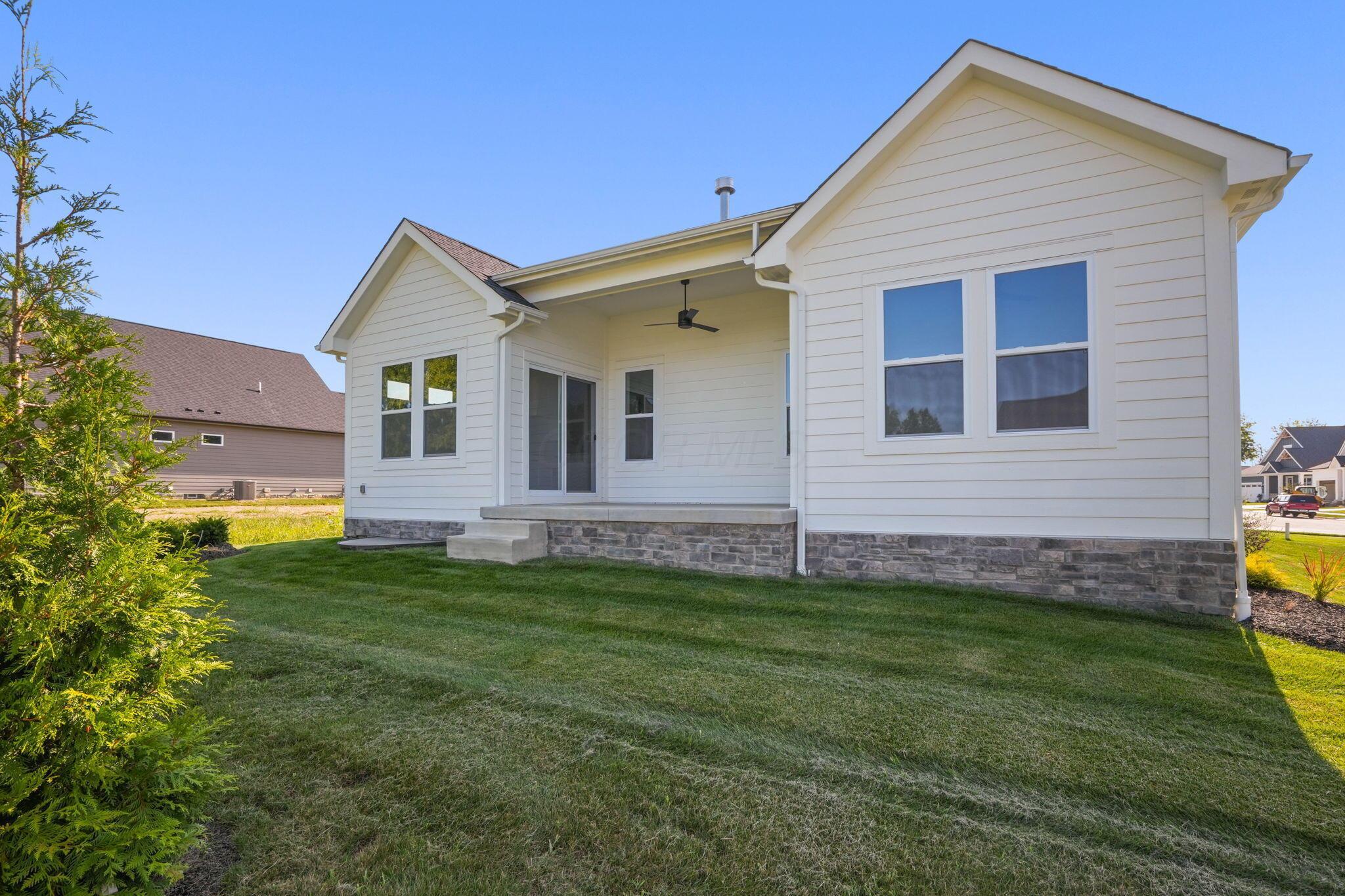 4172 Captains Circle, Lewis Center, Ohio image 19