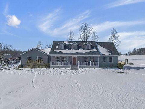 Photo of 14557 Dutch Cross Road, Centerburg, OH 43011 (MLS # 226003991)