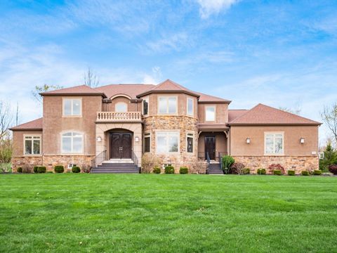 Photo of 7028 Corazon Drive, Dublin, OH 43016 (MLS # 226001189)