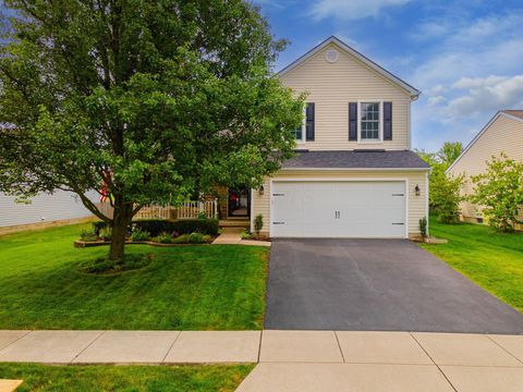 Photo of 1189 Valley Drive, Marysville, OH 43040 (MLS # 226021041)