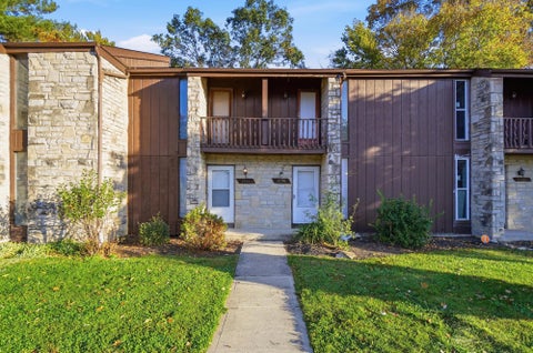 Photo of 2796 Stonehenge Drive, Columbus, OH 43224 (MLS # 226040520)