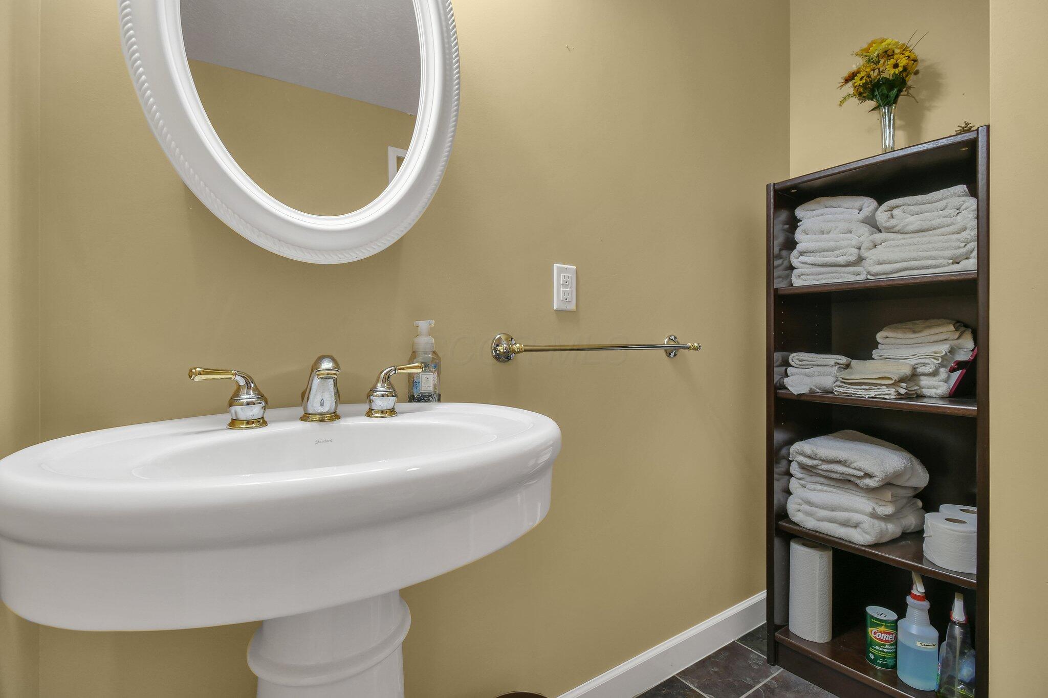 832 York Street, Mansfield, Ohio image 33