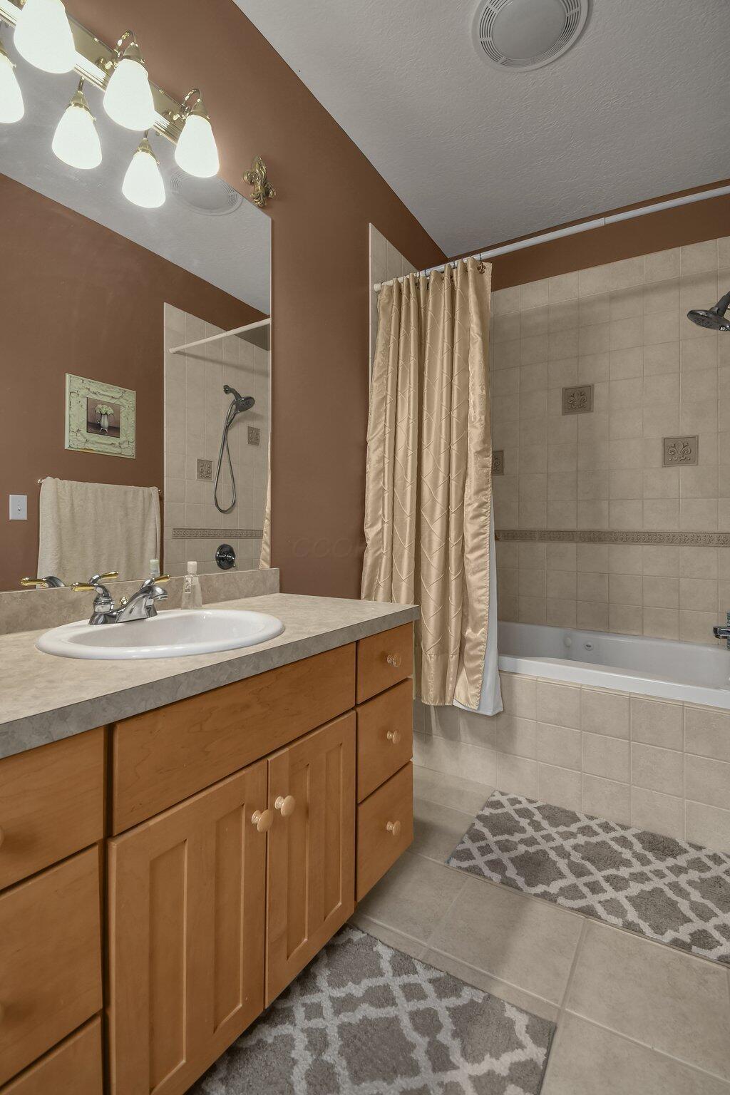 832 York Street, Mansfield, Ohio image 16