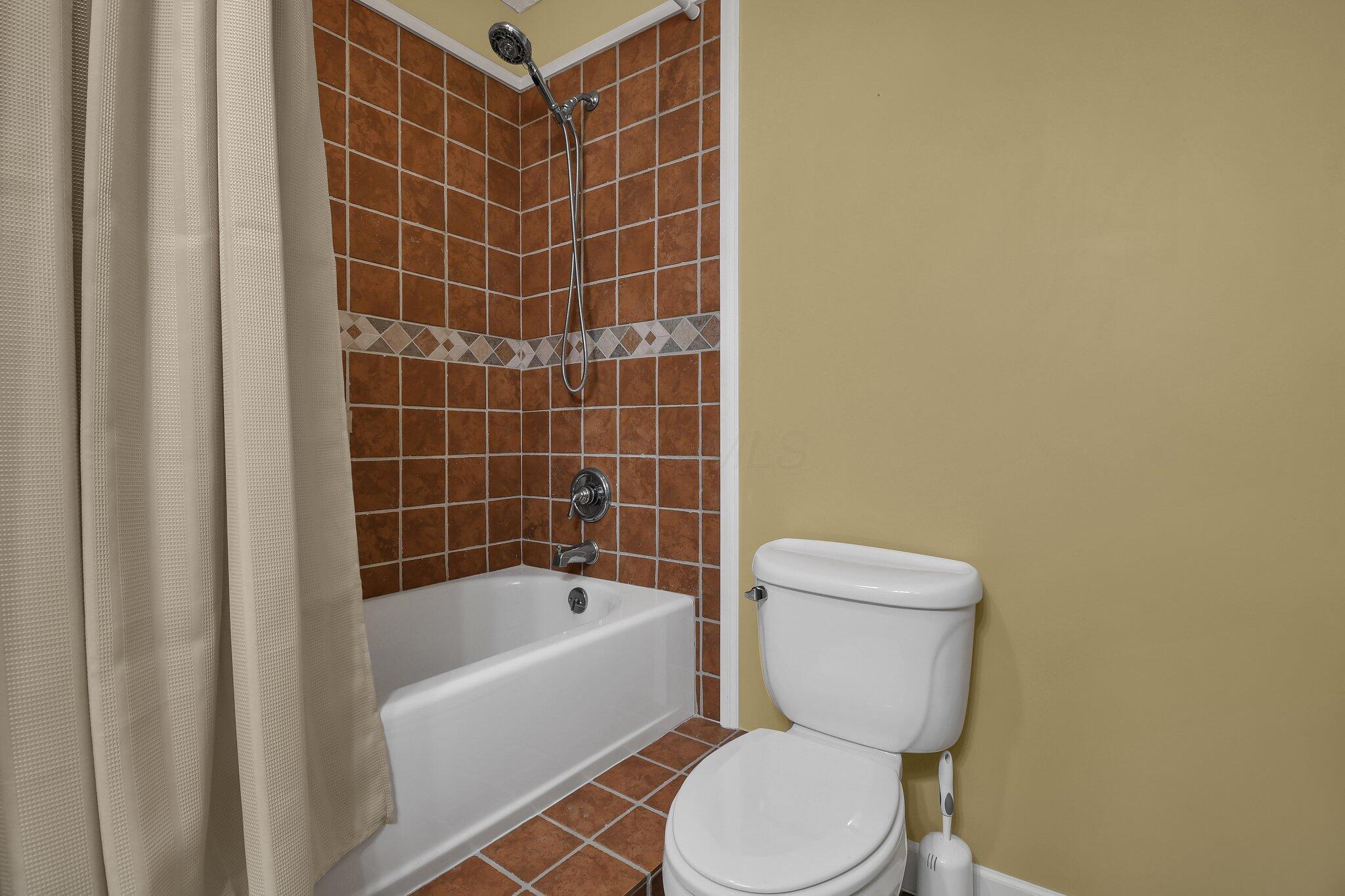 832 York Street, Mansfield, Ohio image 32
