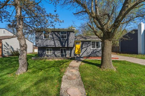 Photo of 2302 Tempest Drive, Columbus, OH 43232 (MLS # 226011080)
