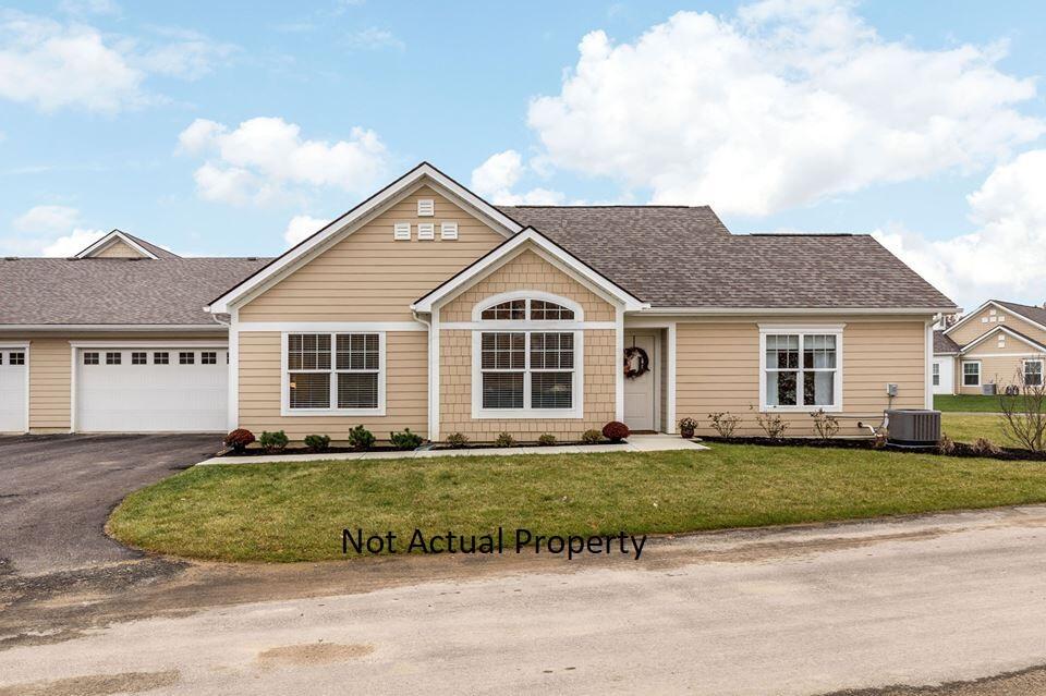 143 Narragansett Drive, Hebron, Ohio image 1