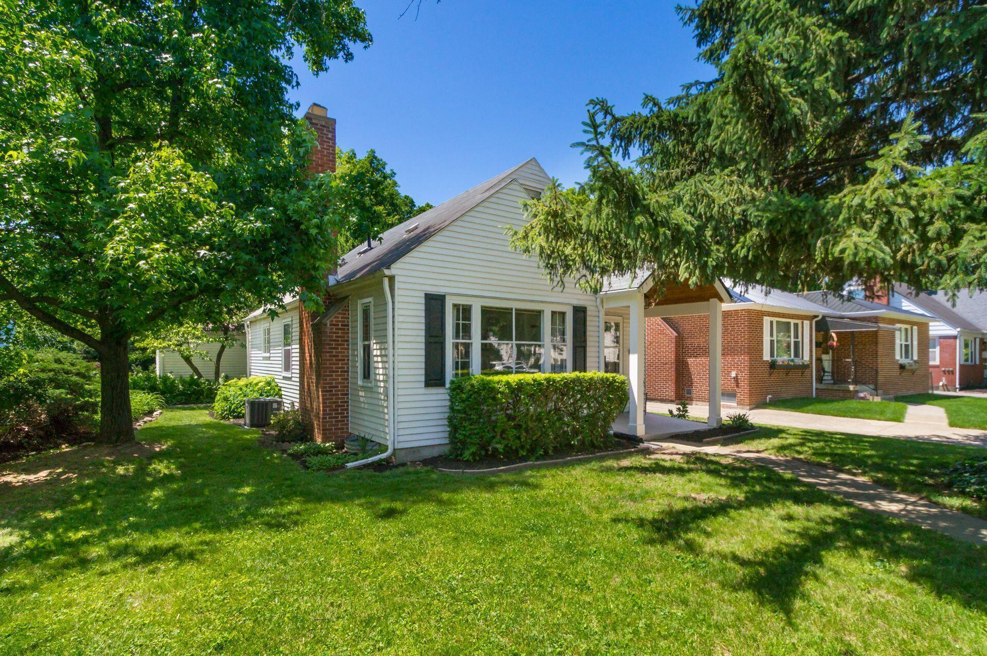 25 Deland Avenue