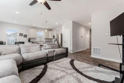 Tiny photo for 195 Lenell Loop, Delaware, OH 43015 (MLS # 225039521)