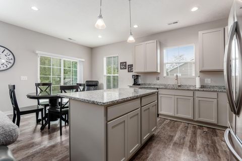 Tiny photo for 195 Lenell Loop, Delaware, OH 43015 (MLS # 225039521)