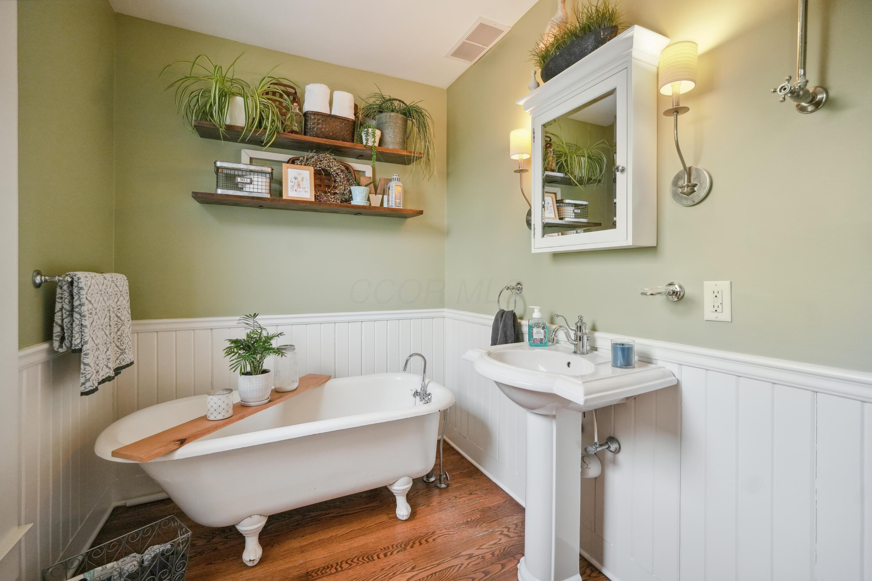 1452 W Cook Road, Mansfield, Ohio image 24