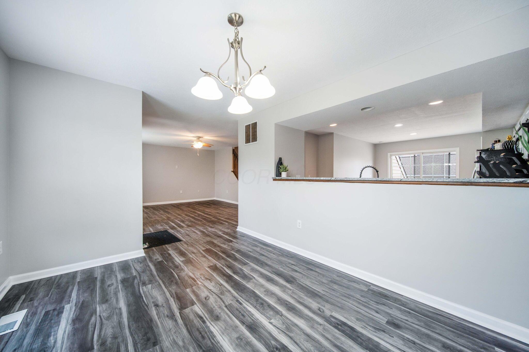 5167 Horseshoe Falls Drive, Dublin, Ohio image 11