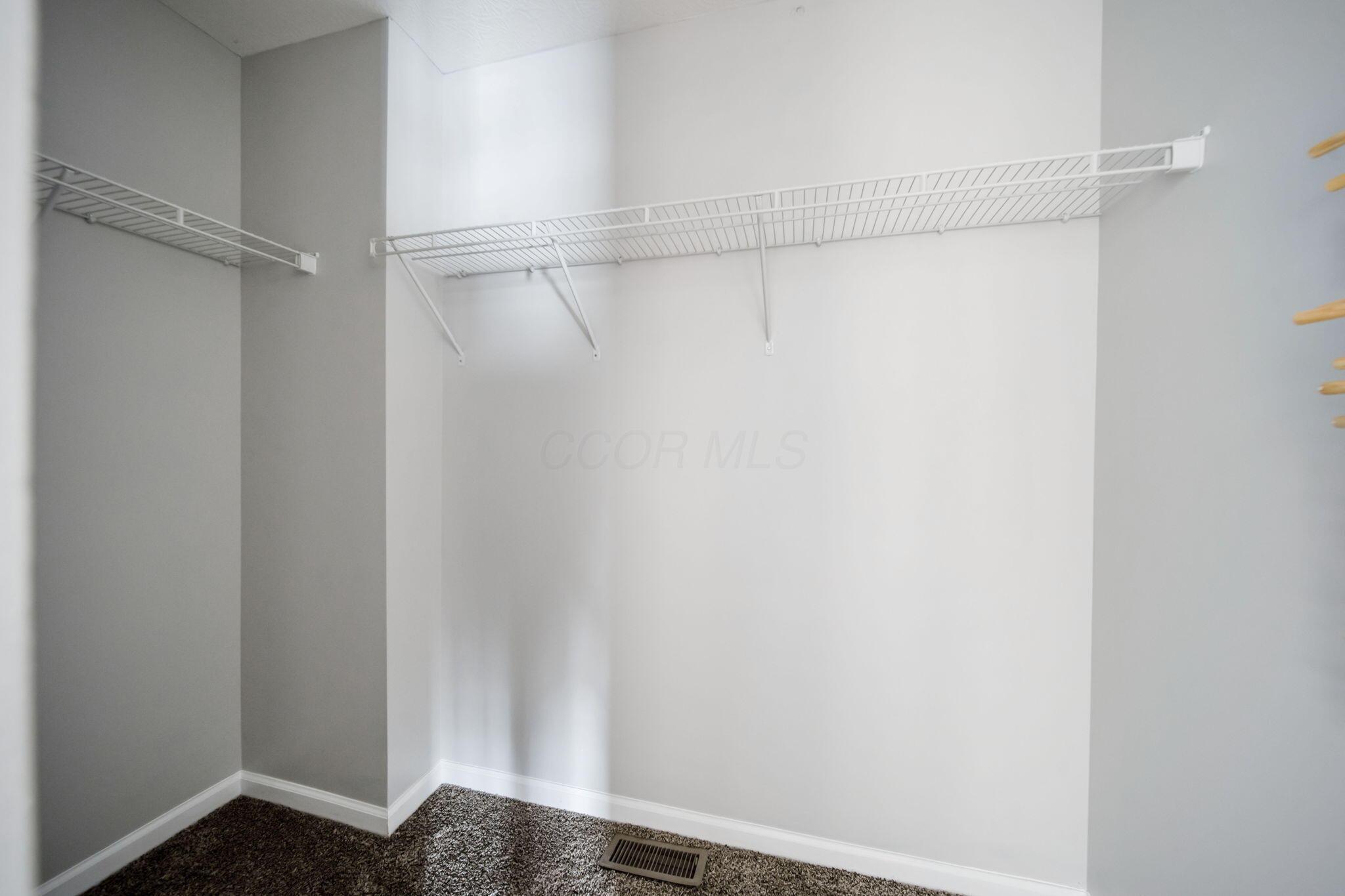 5167 Horseshoe Falls Drive, Dublin, Ohio image 32