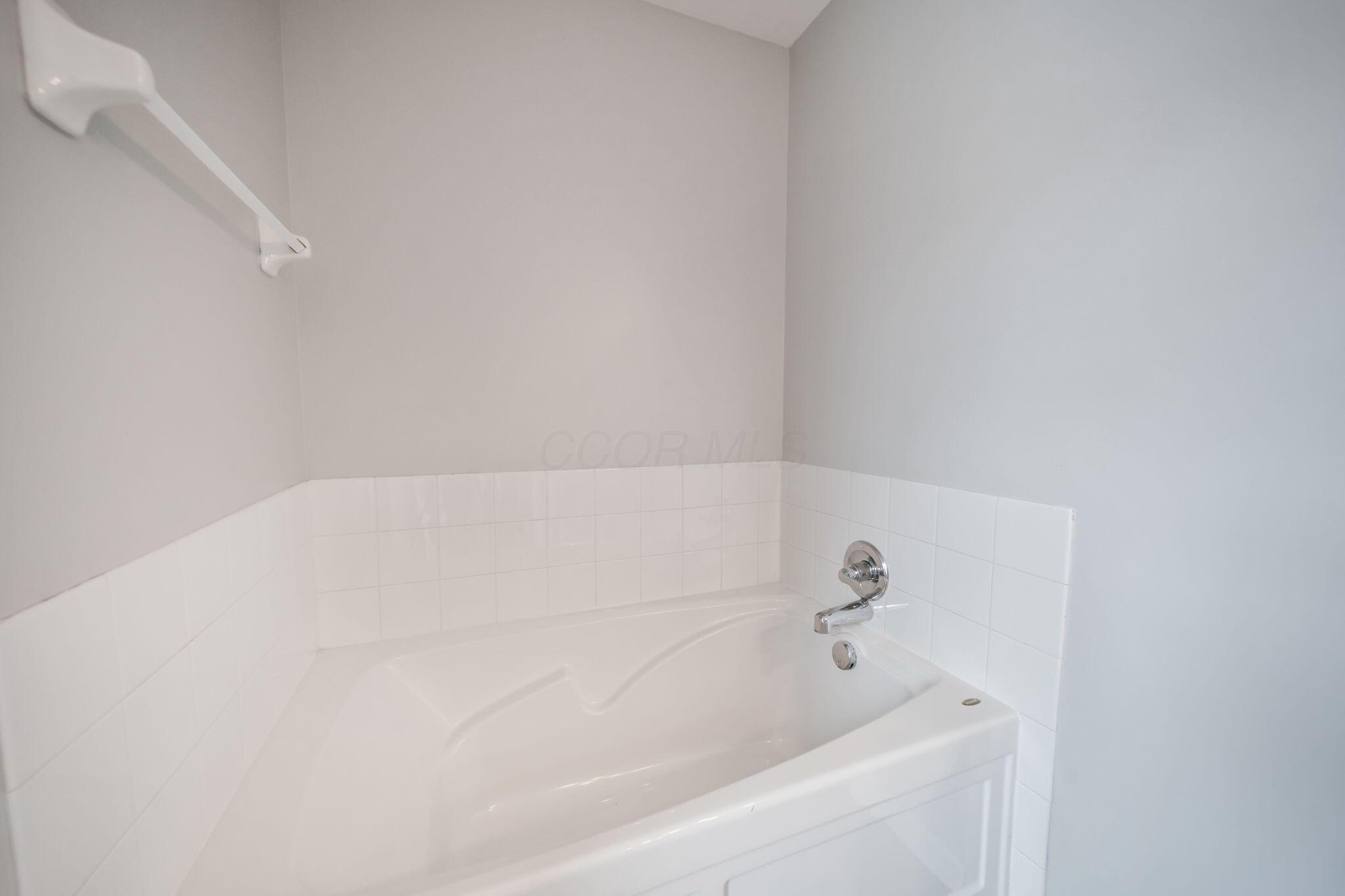 5167 Horseshoe Falls Drive, Dublin, Ohio image 29