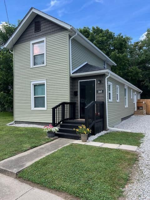 Photo of 160 W Orchard Street, Newark, OH 43055 (MLS # 226026040)