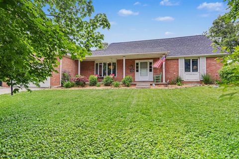 Photo of 4441 Olentangy River Road, Columbus, OH 43214 (MLS # 226017543)